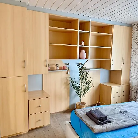 Stylish Near Airport *