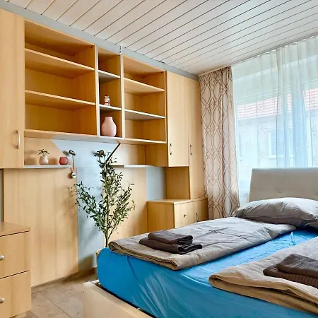Stylish Near Airport *