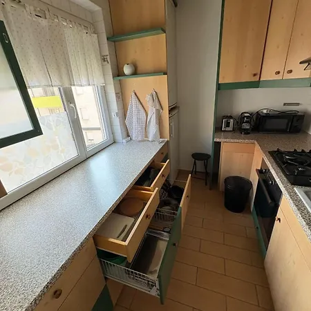 Stylish Near Airport *
